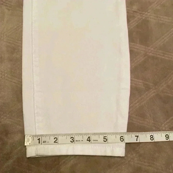 Chico’s Platinum White Ankle Denim Jeans Chico’s Size 0 or US Size 4. - Picture 7 of 10